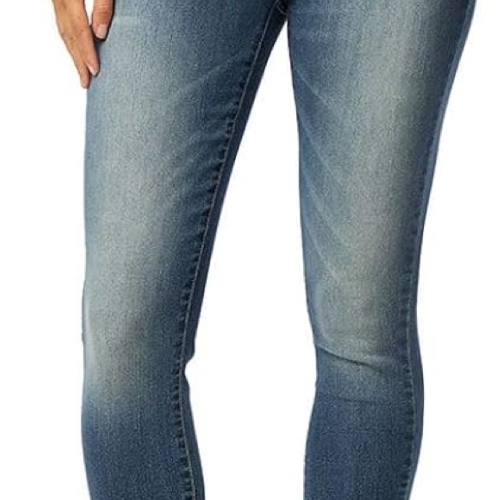 Levi's Classic Blue Skinny Jeans